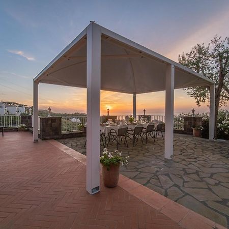 Villa Carolina Sorrento Private Heated Pool And Sea View ภายนอก รูปภาพ