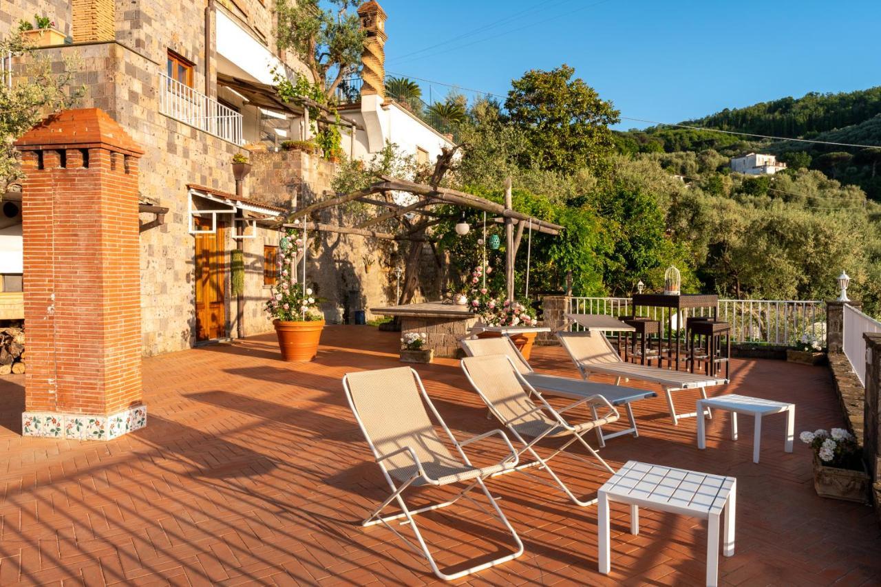 Villa Carolina Sorrento Private Heated Pool And Sea View ภายนอก รูปภาพ