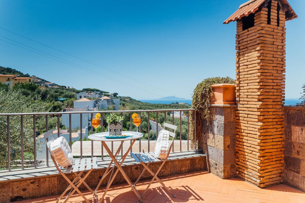 Villa Carolina Sorrento Private Heated Pool And Sea View ภายนอก รูปภาพ